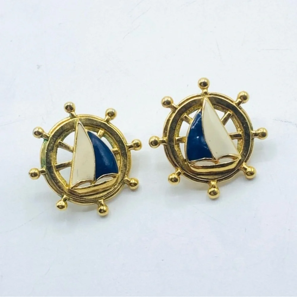 Avon Nautical Earrings Enamel Sailboat Ships Wheel Pierced Gold Tone Vin…